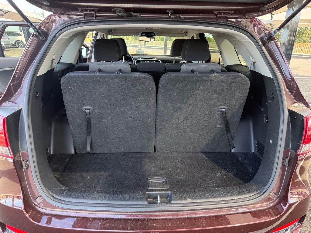 Thumbnail: 2019 Kia Sorento - 27