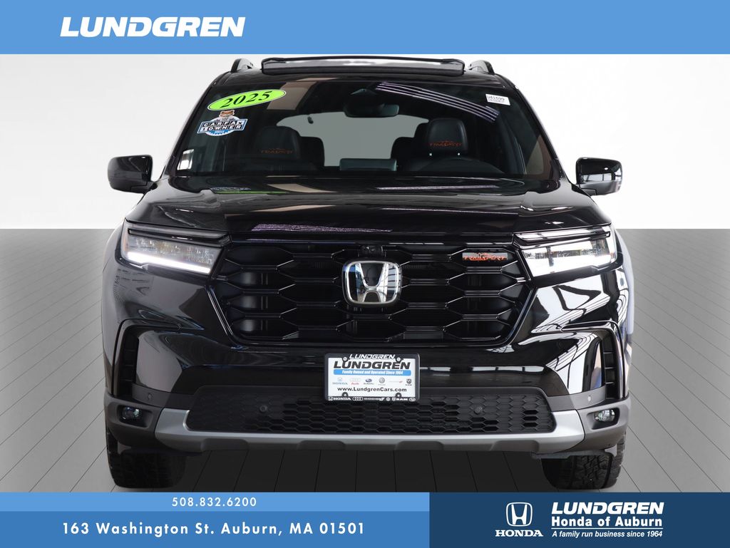 Used 2025 Honda Pilot TrailSport with VIN 5FNYG1H69SB026470 for sale in Auburn, MA