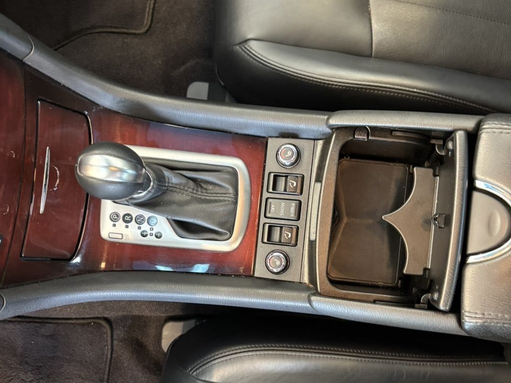 2016 INFINITI QX50 Base