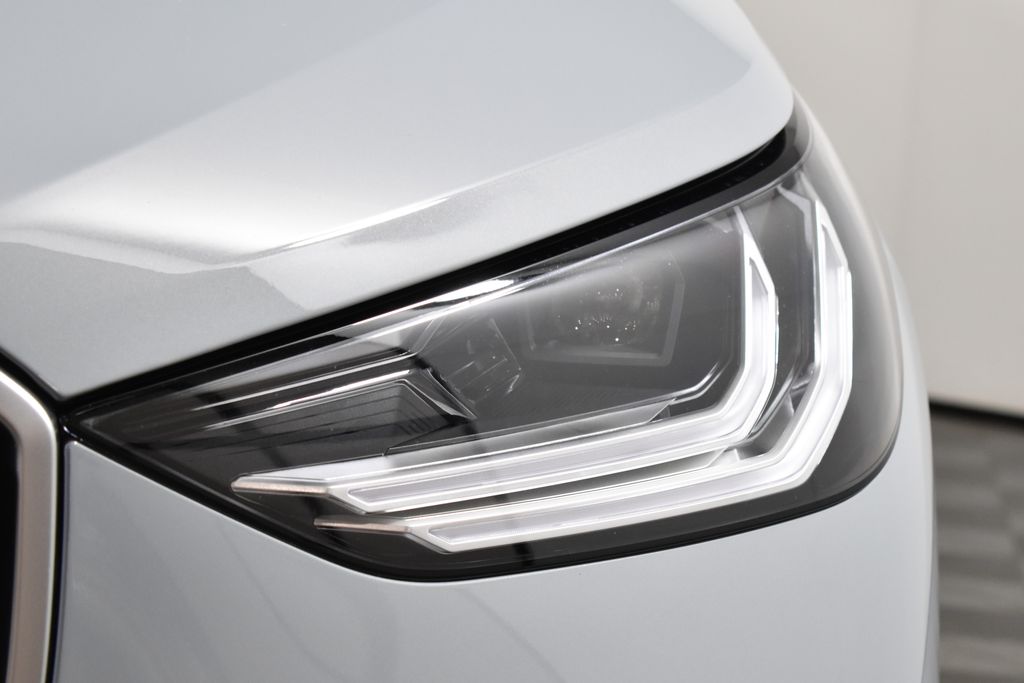 Thumbnail: 2026 BMW X3 - 11