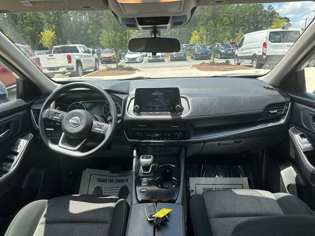 2024 Brilliant Silver Metallic Nissan Rogue SV FWD SUV