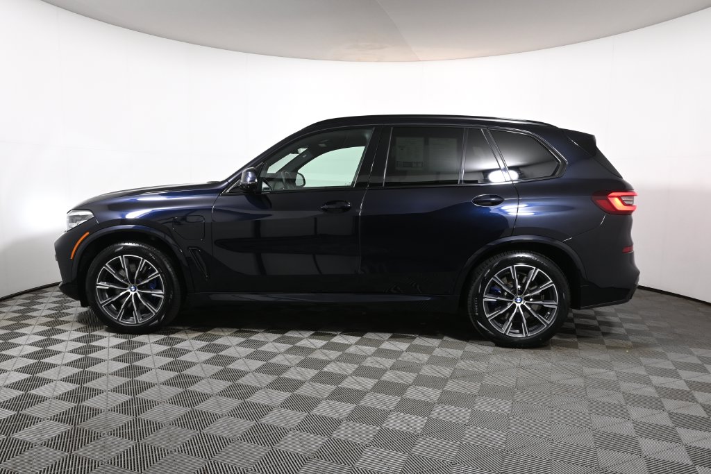 Thumbnail: 2021 BMW X5 - 2