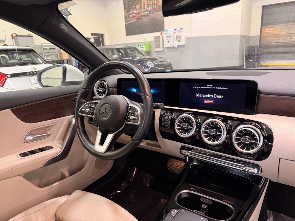 Thumbnail: 2022 Mercedes-Benz A-Class - 30