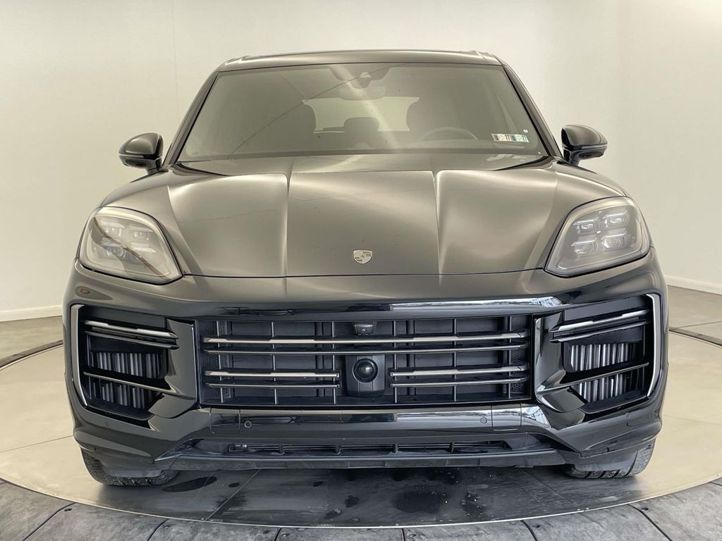 2025 Porsche Cayenne E-Hybrid Turbo - 9