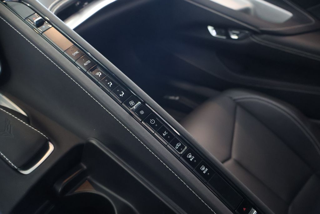 Thumbnail: 2025 Chevrolet Corvette - 32