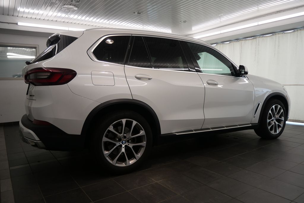 2023 BMW X5 xDrive40i 7