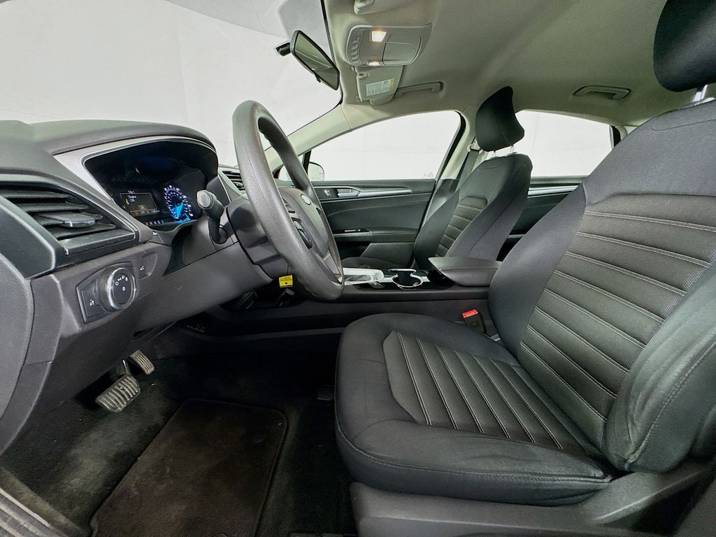 Used Car 2015 Ford Fusion  Se For Sale Under $10,000 In Austin, Texas