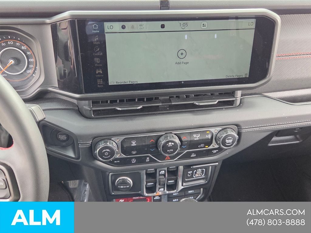 Used 2024 White Jeep Rubicon image 20