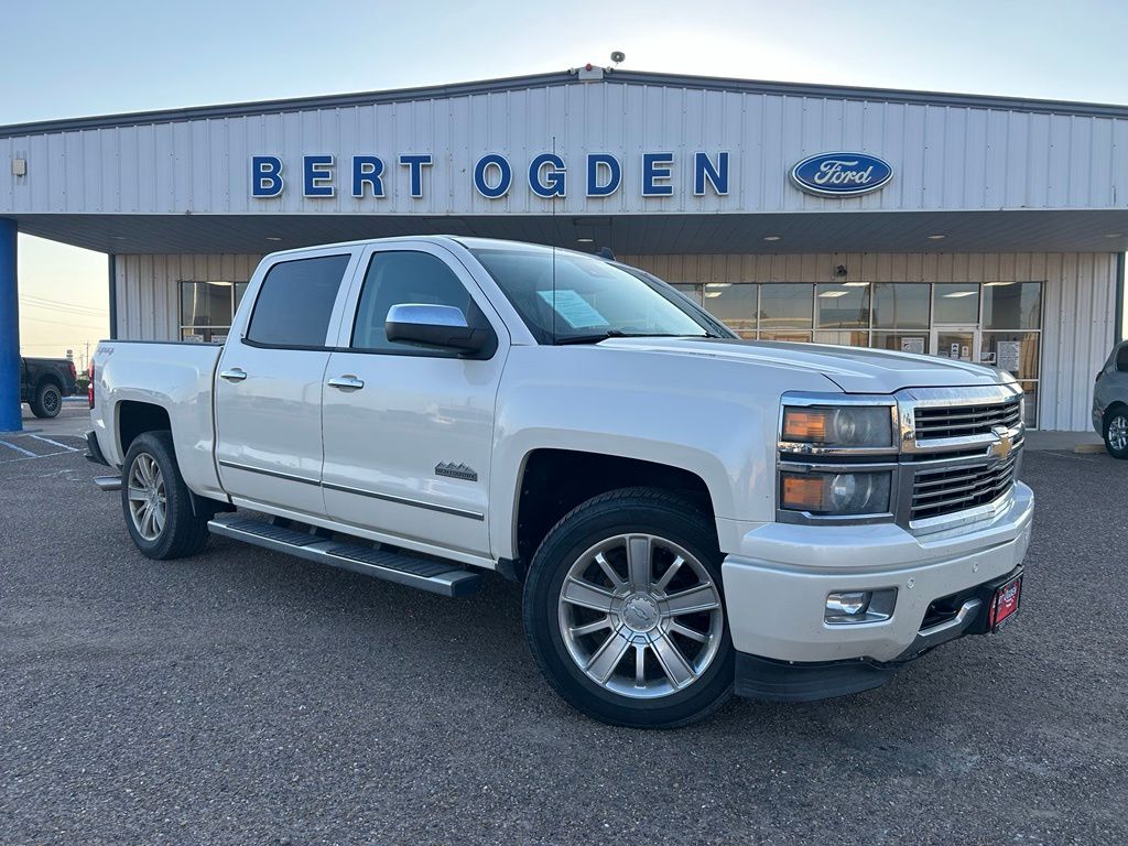 White Diamond Clearcoat 2014 Chevrolet Silverado 1500 Pickup Truck Four-Wheel Drive 6-Speed Automatic Overdrive