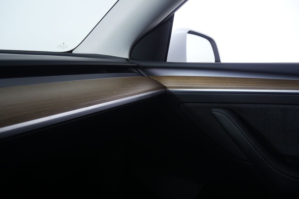 Thumbnail: 2023 Tesla Model Y - 25