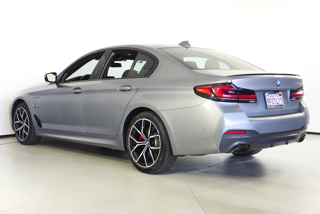 Thumbnail: 2023 BMW 5 Series - 9