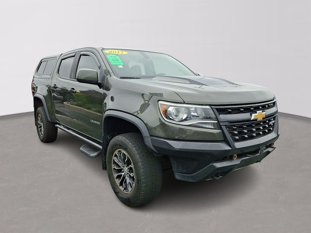Thumbnail: 2017 Chevrolet Colorado - 3
