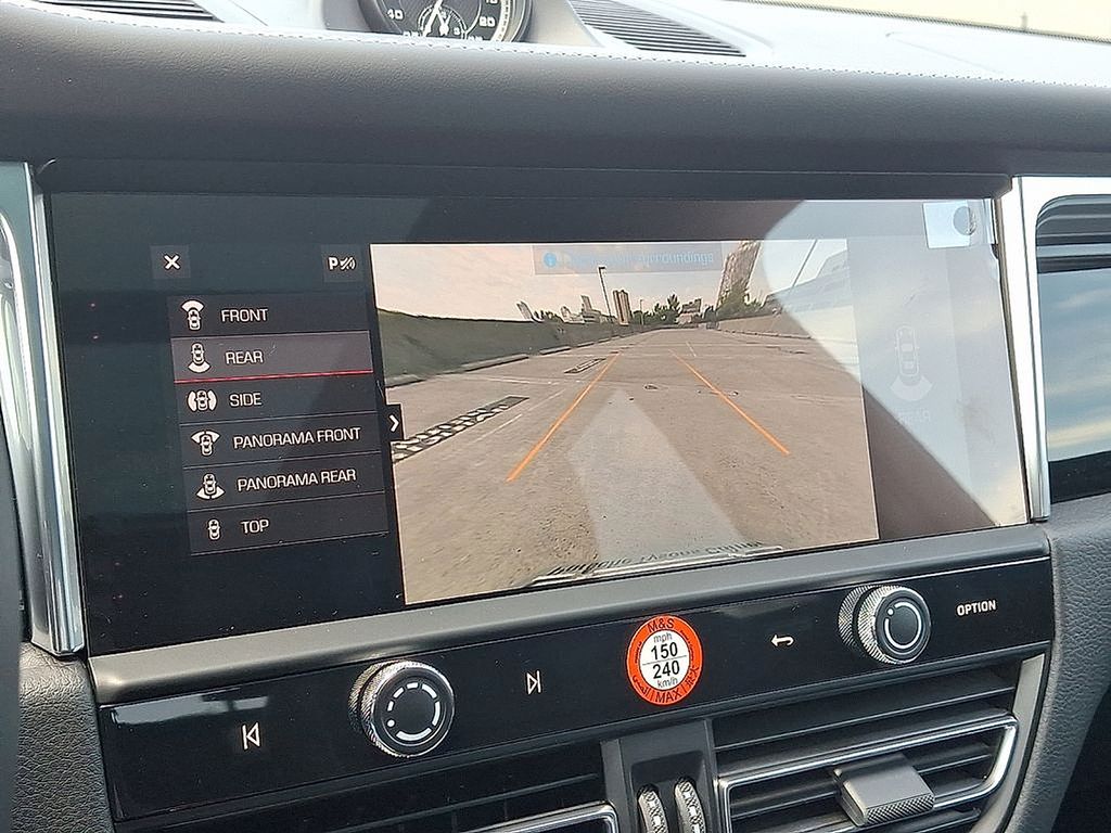 Thumbnail: 2025 Porsche Macan - 19