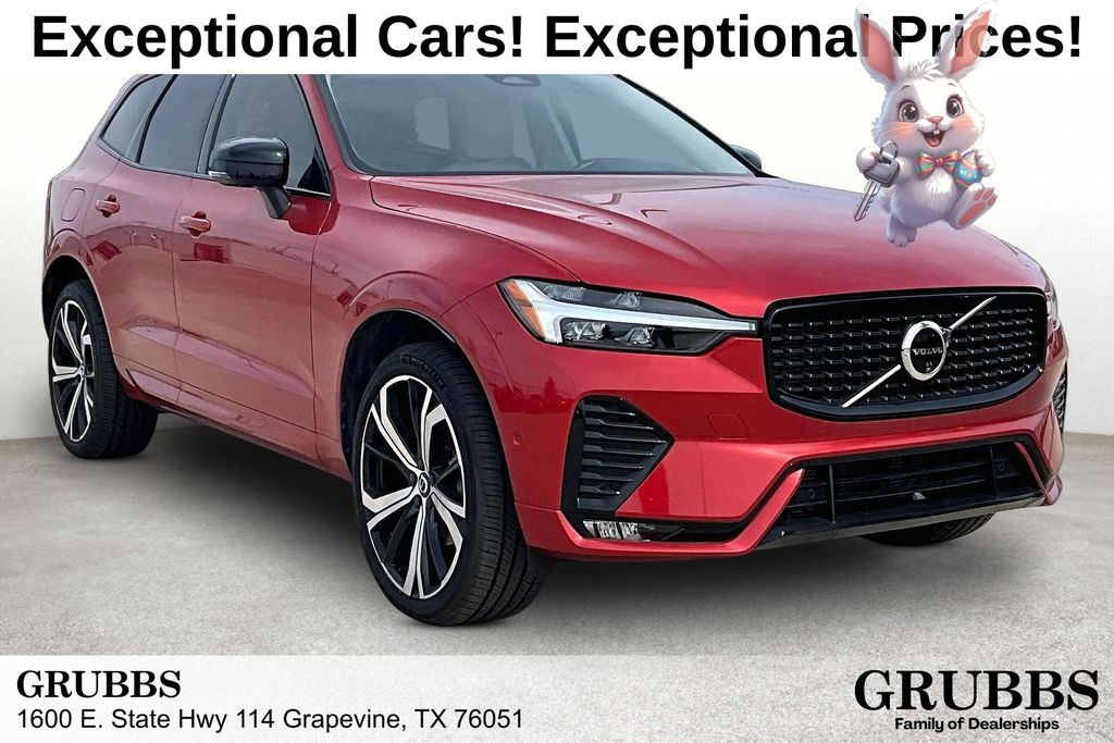 2024 Volvo XC60 B5 Ultimate Dark Theme AWD