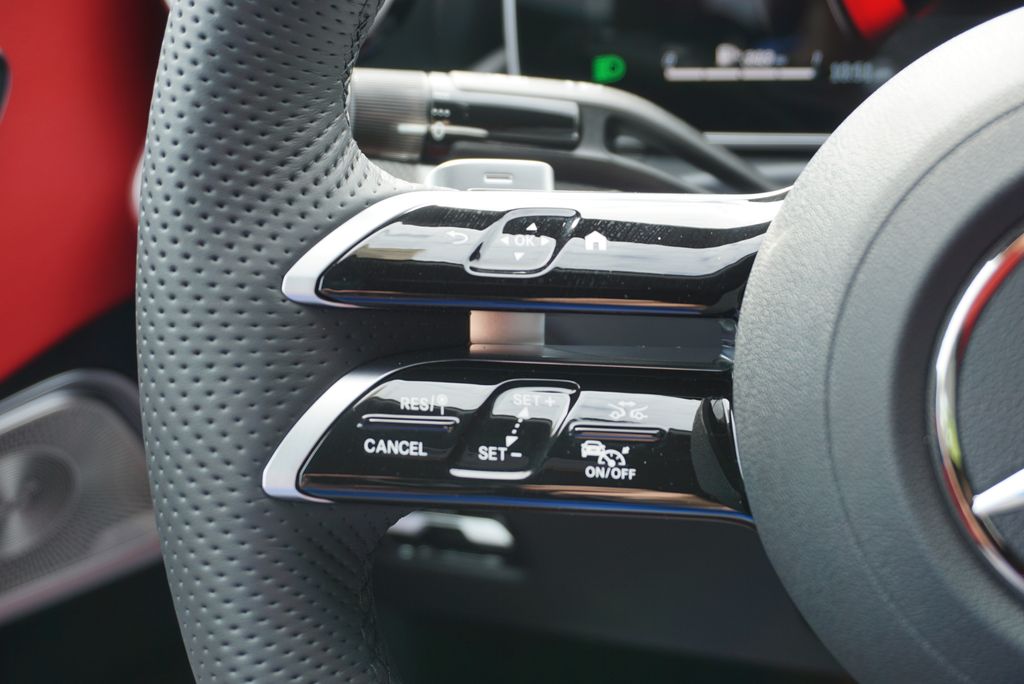 Thumbnail: 2026 Mercedes-Benz CLE - 30