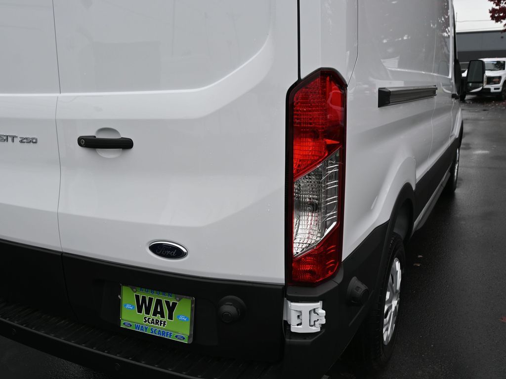 2024 Ford Transit 250