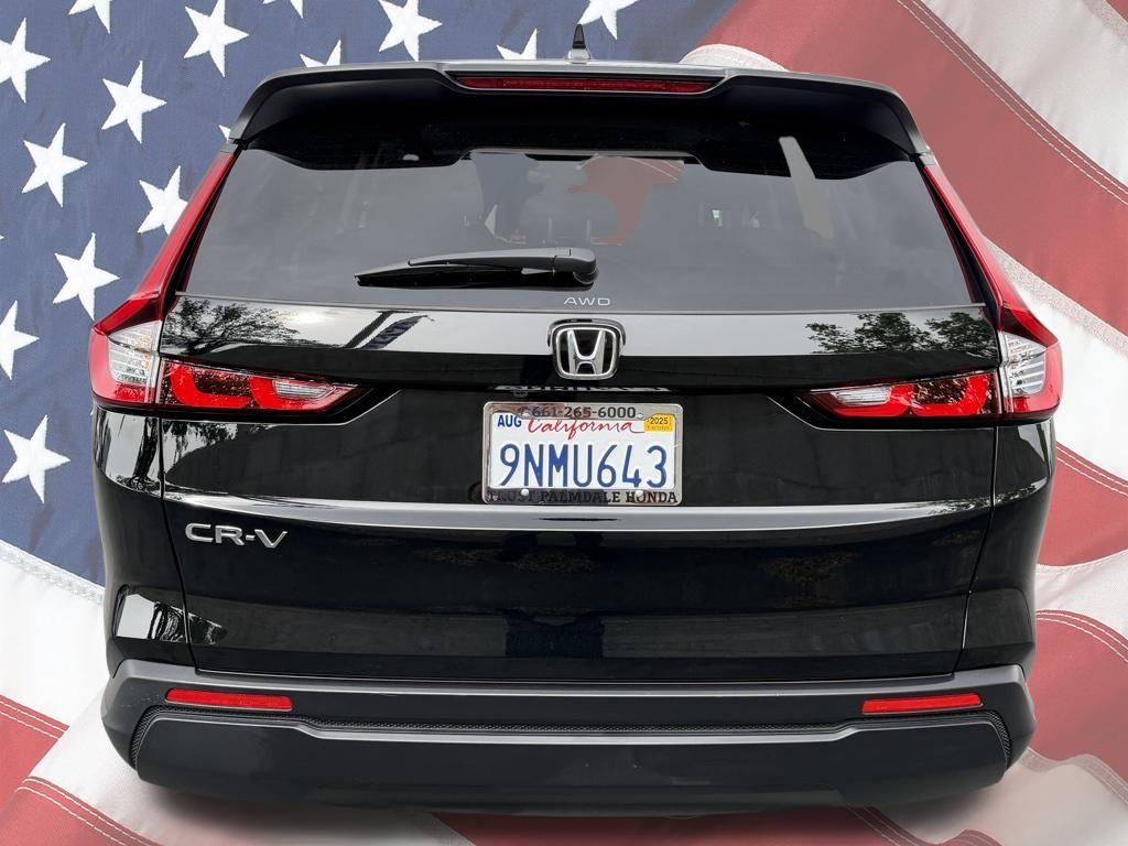 View vehicle photo 4