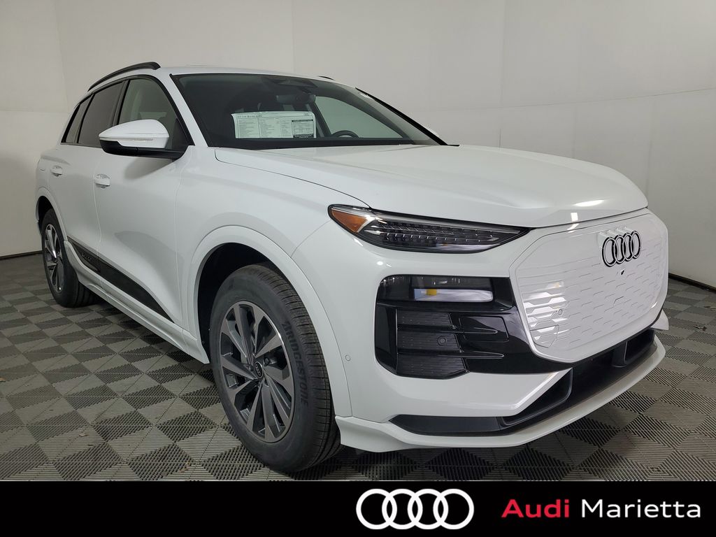 2025 Audi Q6 e-tron quattro Premium Plus