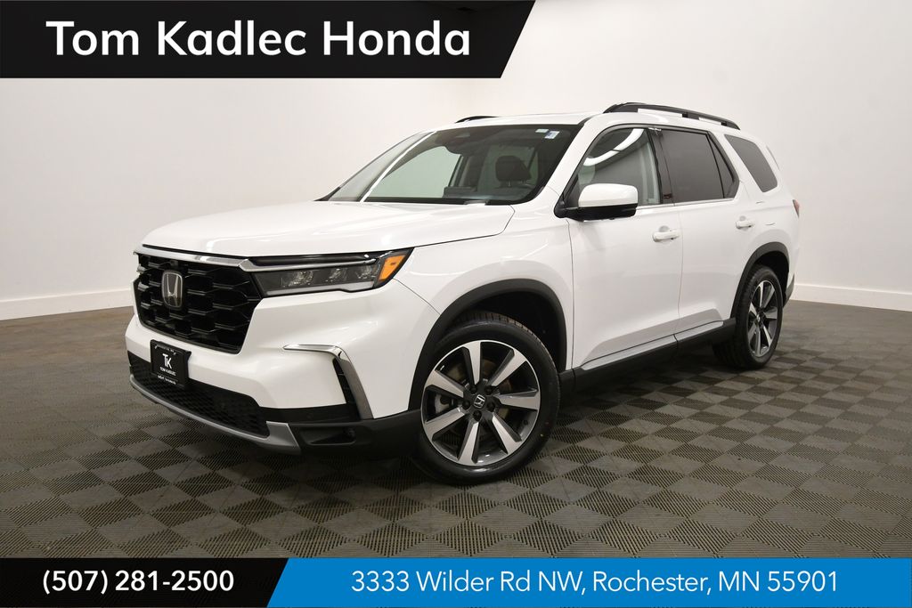 White 2023 Honda Pilot Elite AWD SUV / Crossover All-Wheel Drive Automatic
