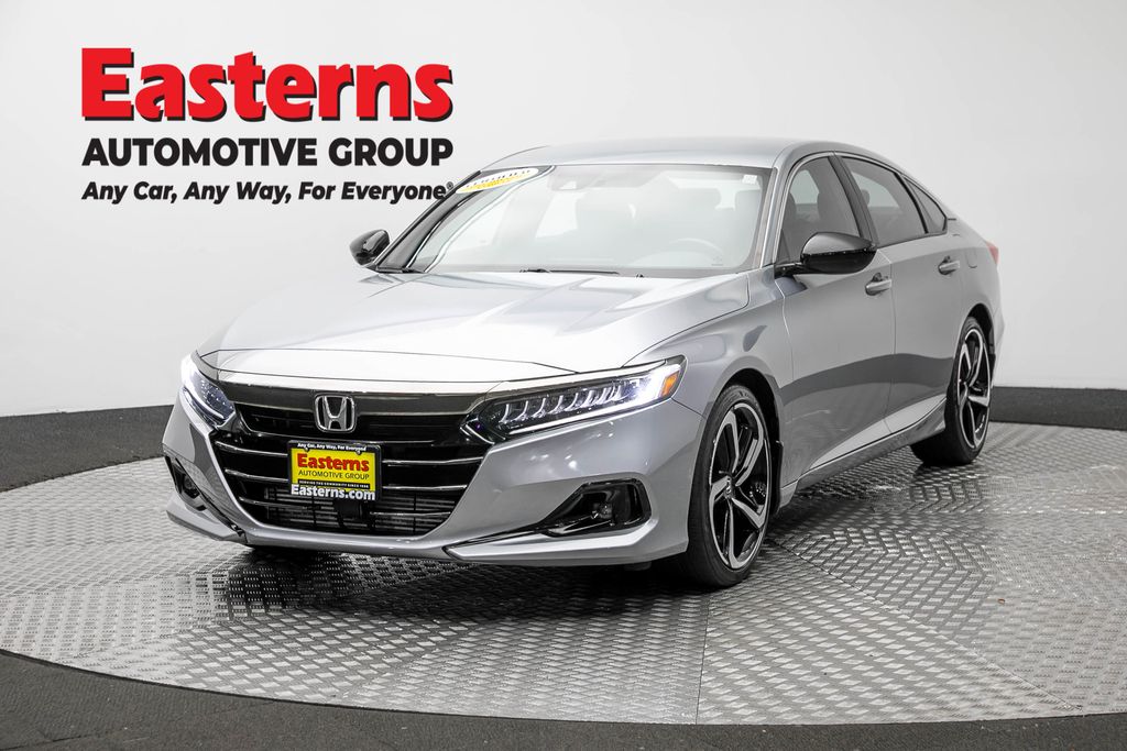Silver 2022 Honda Accord Sedan Front-Wheel Drive Continuously Variable Transmission