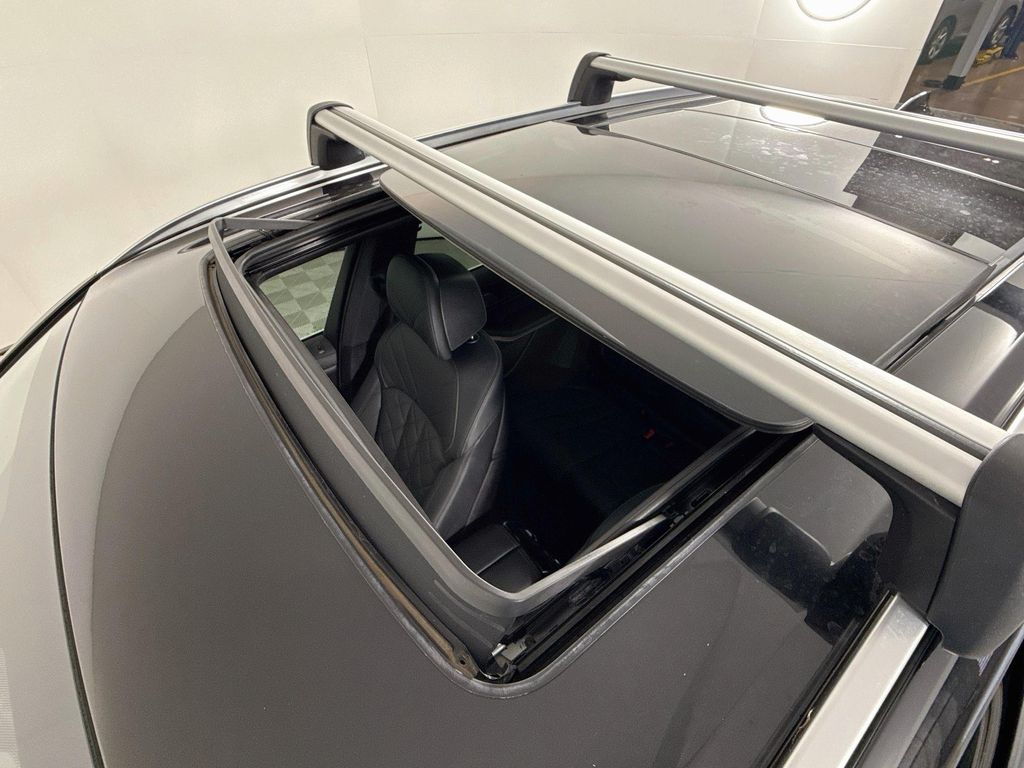 Thumbnail: 2023 BMW X5 - 23