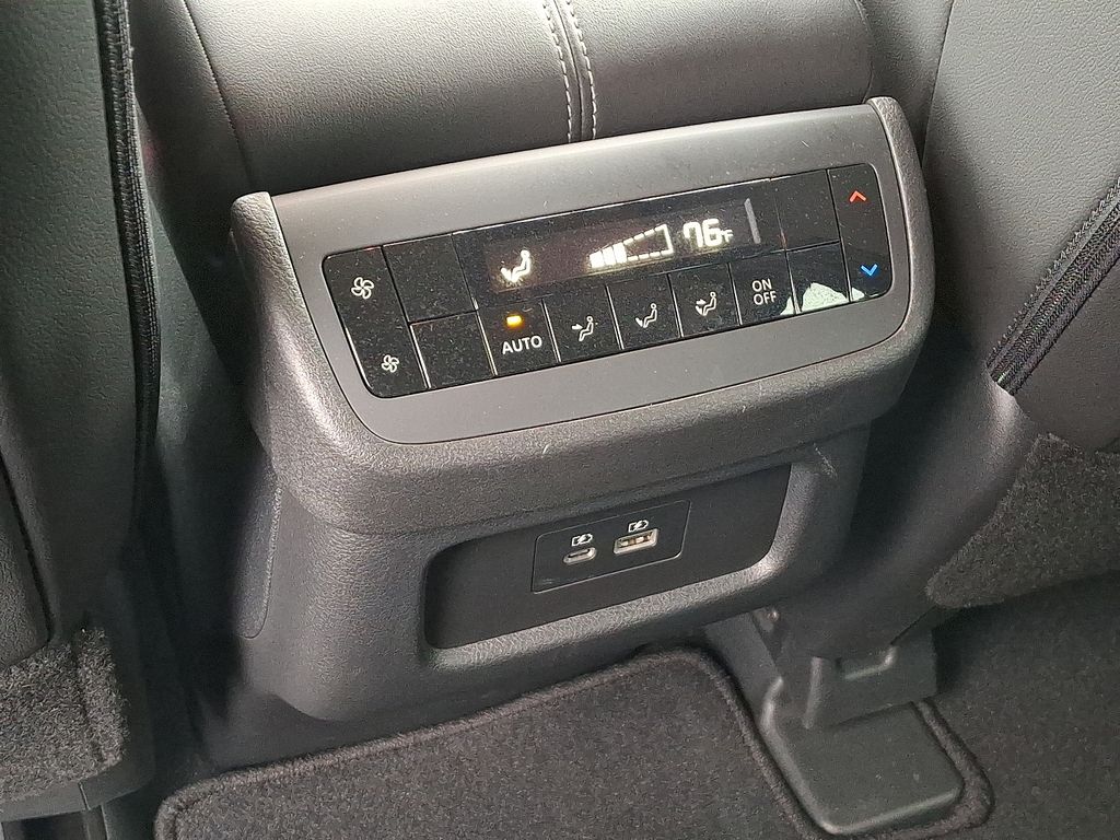 Thumbnail: 2024 Nissan Pathfinder - 11