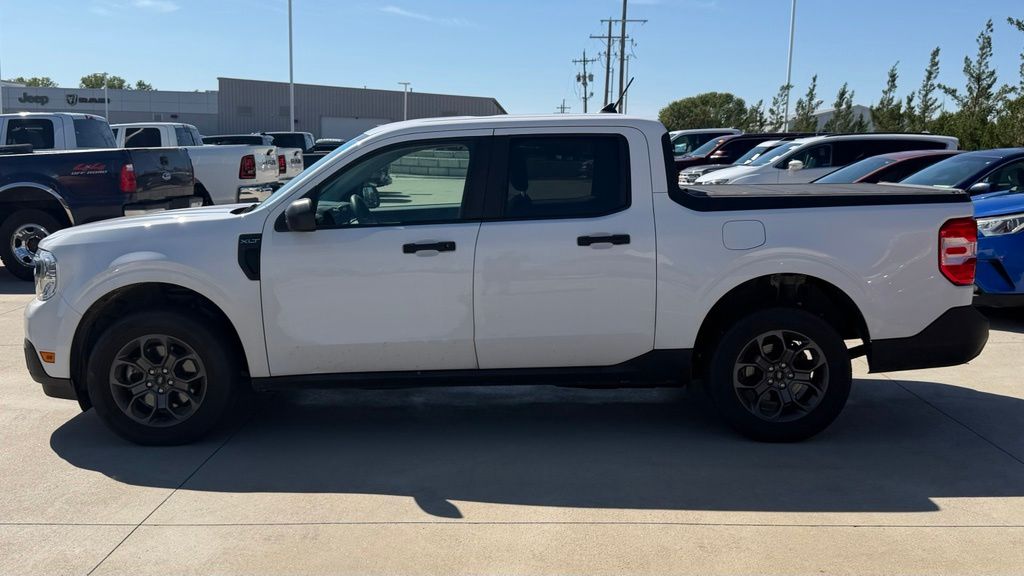 Used 2024 Ford Maverick XLT with VIN 3FTTW8J94RRA08137 for sale in Kansas City