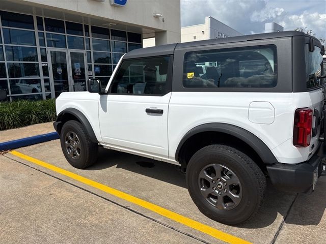 2025 Ford Bronco Base White at Legacy Ford