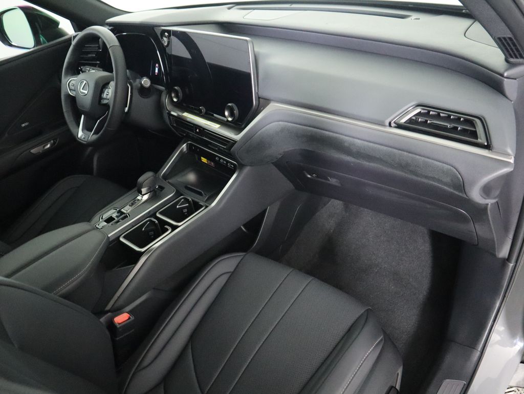 Thumbnail: 2026 Lexus TX - 17