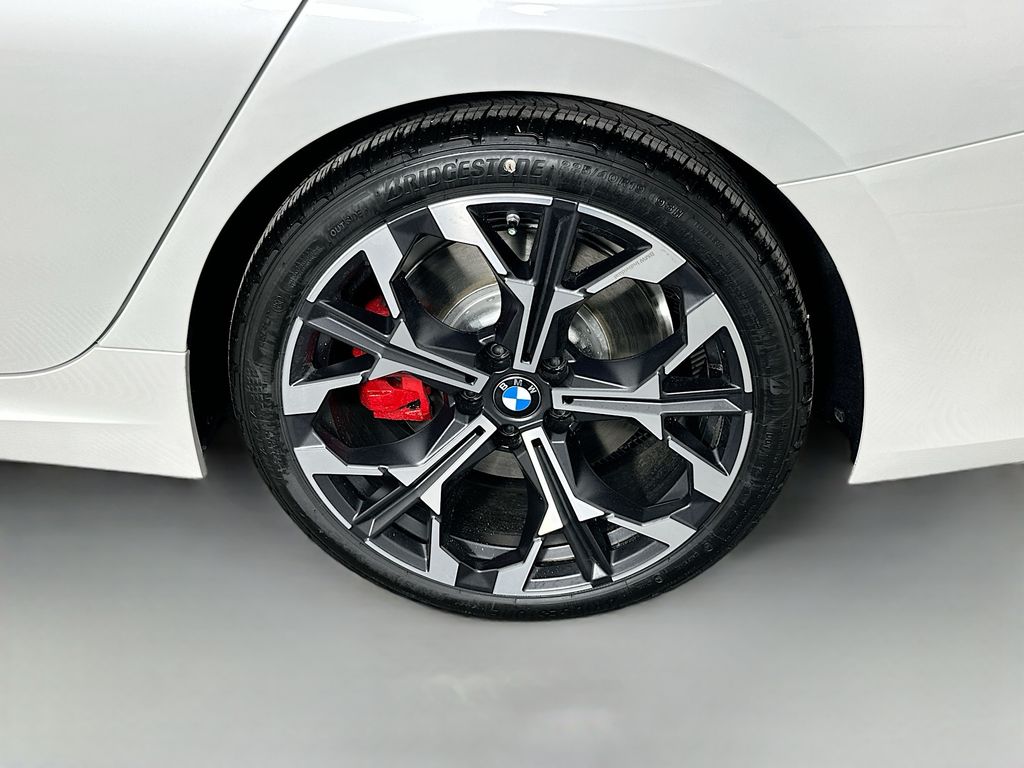 2025 BMW 3 Series M340i 23