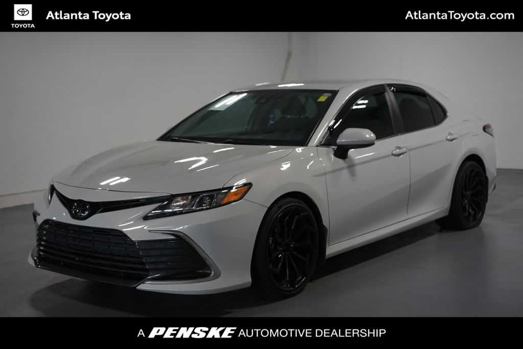 Thumbnail: 2022 Toyota Camry - 1