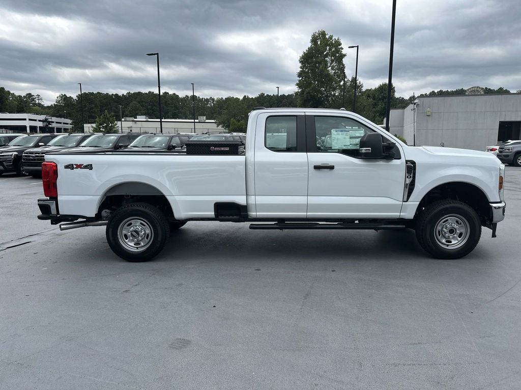 2024 Ford F-250SD XL 8