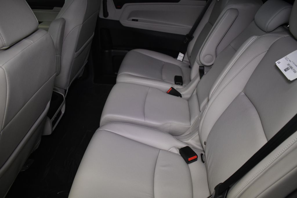 Thumbnail: 2026 Honda Odyssey - 21