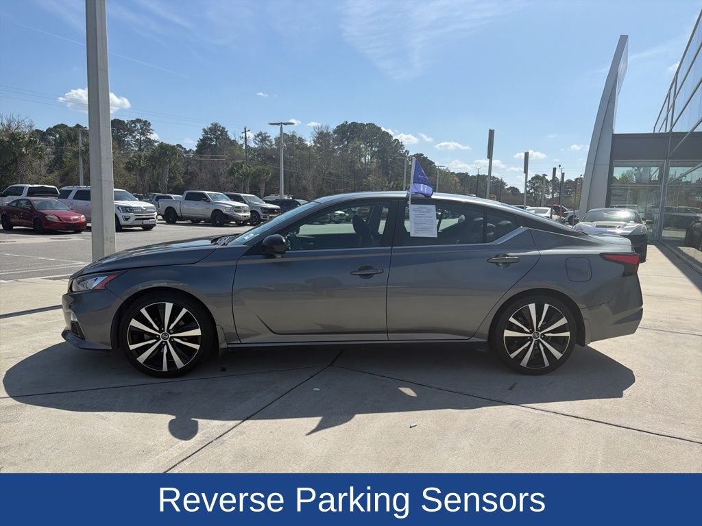 2022 Nissan Altima SR FWD