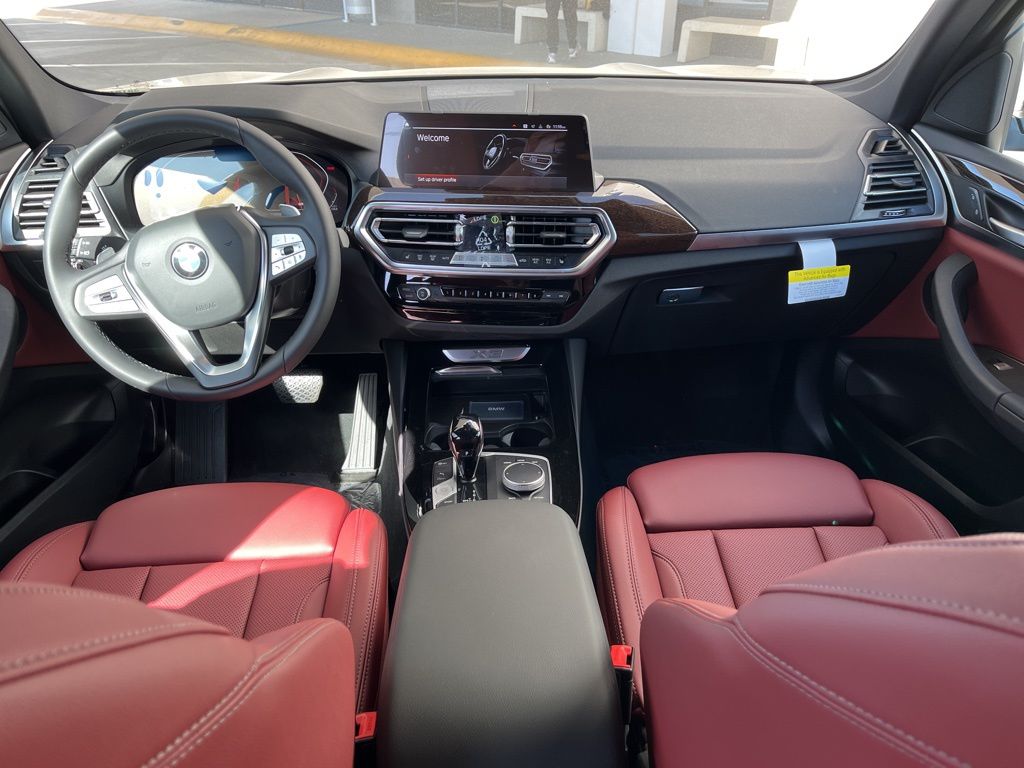 2024 BMW X3 sDrive30i 8