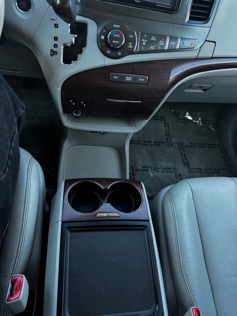 Used 2014 Toyota Sienna Van