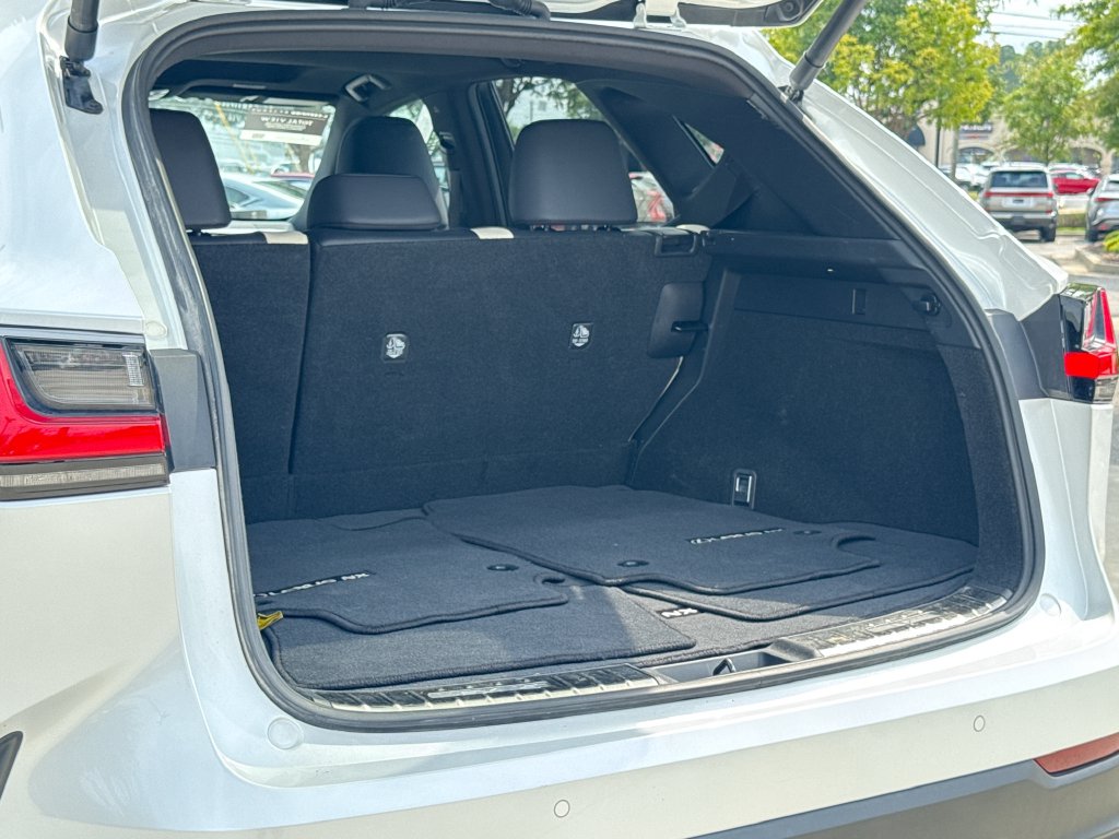 2024 Lexus NX 350h Luxury White Pearl - Jim Hudson Acura - Image 35