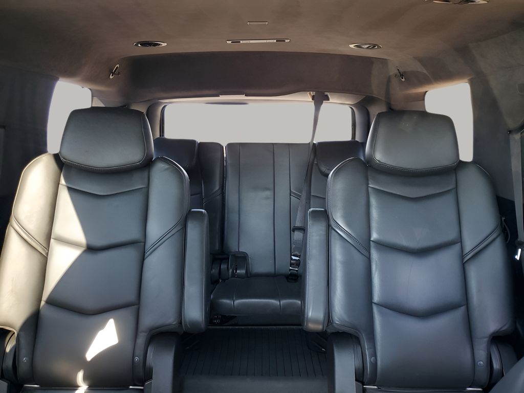 Used Car 2020 Cadillac Escalade  Platinum Edition For Sale Under $35,000 In Austin, Texas