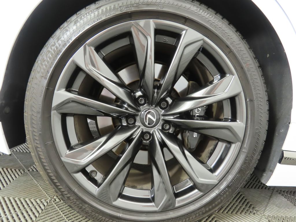Thumbnail: 2024 Lexus LS - 32