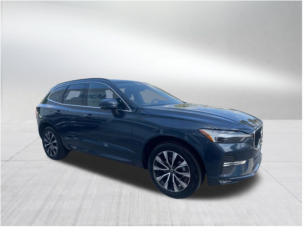 2023 Volvo XC60 B5 Core photo