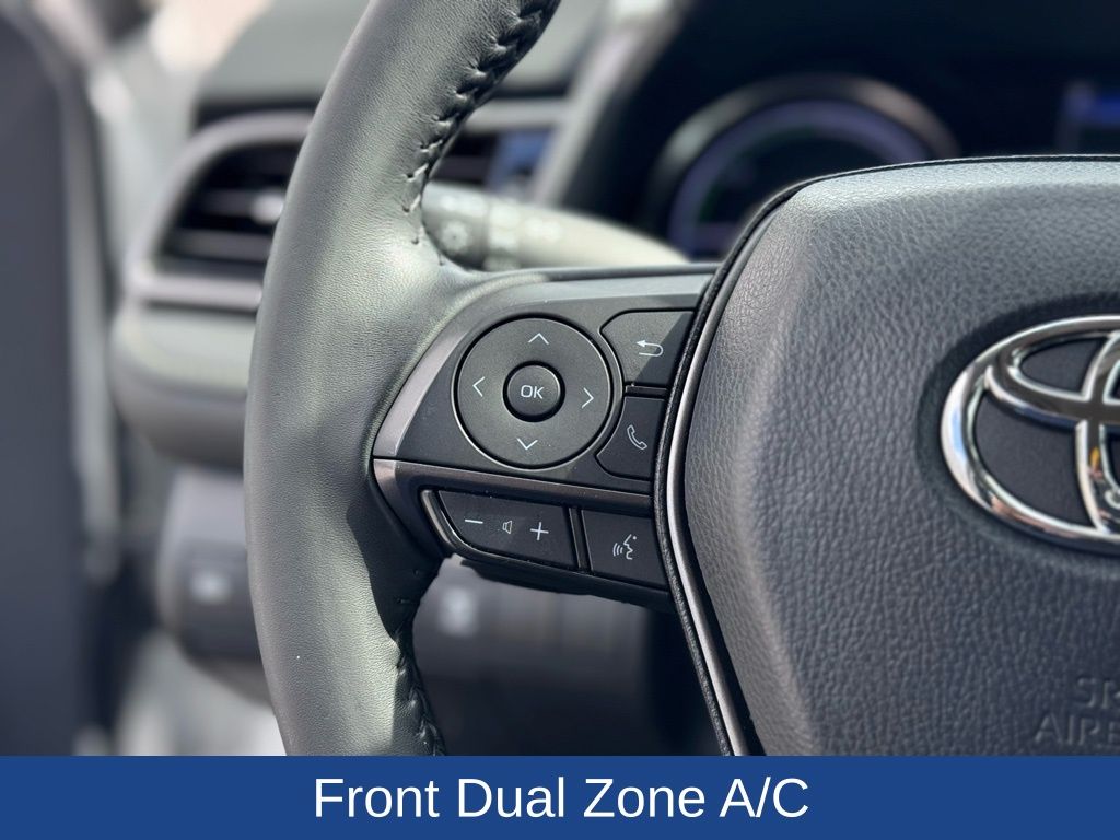 2021 Toyota Camry SE Hybrid