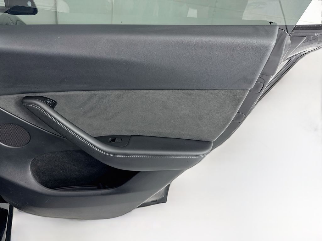 Thumbnail: 2023 Tesla Model Y - 26
