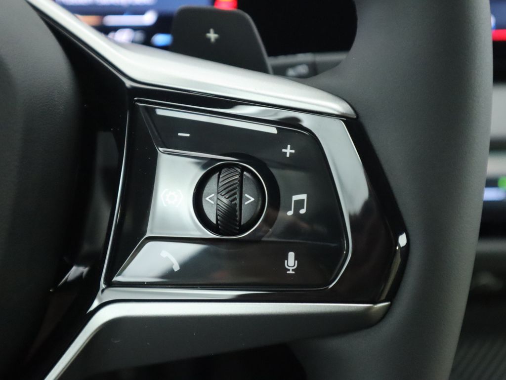 Thumbnail: 2026 BMW X3 - 12