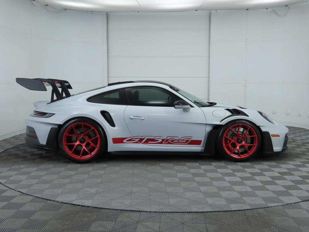 2024 Porsche 911 GT3 4