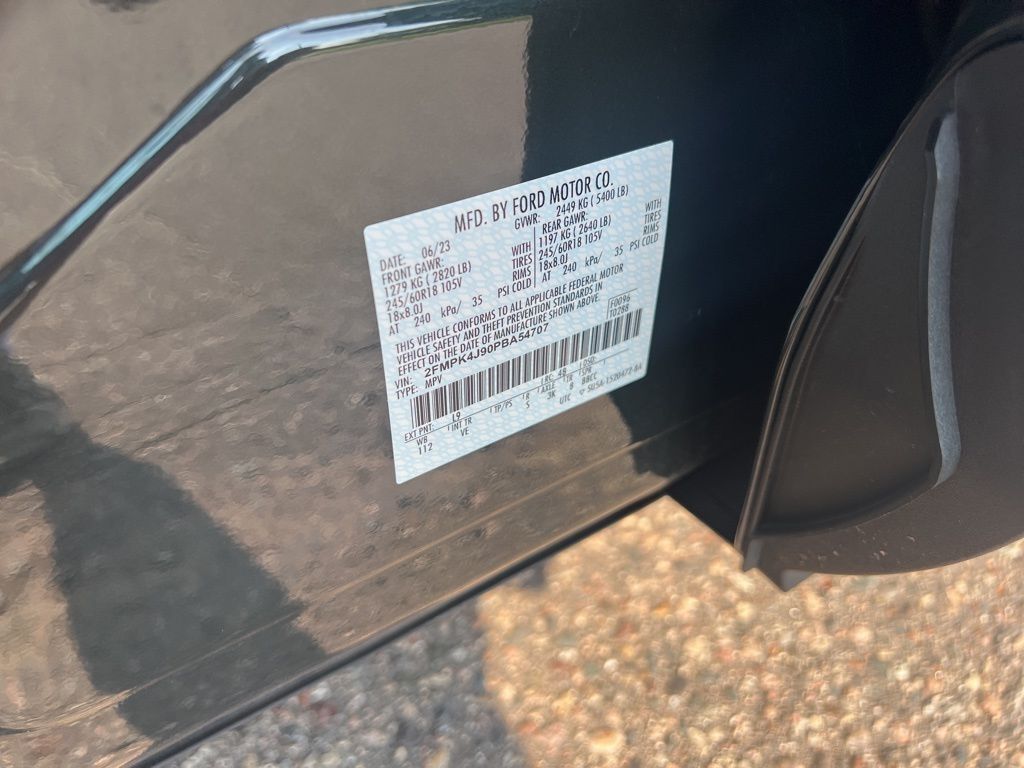 2023 Ford Edge