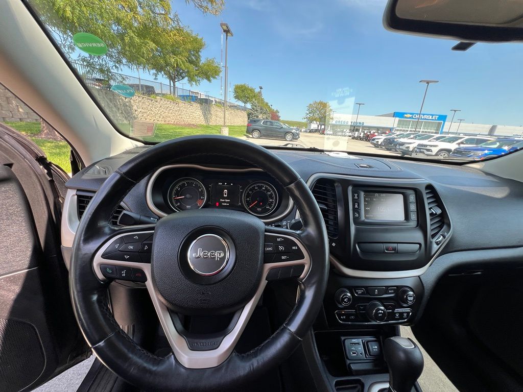 Used 2015 Jeep Cherokee SUV