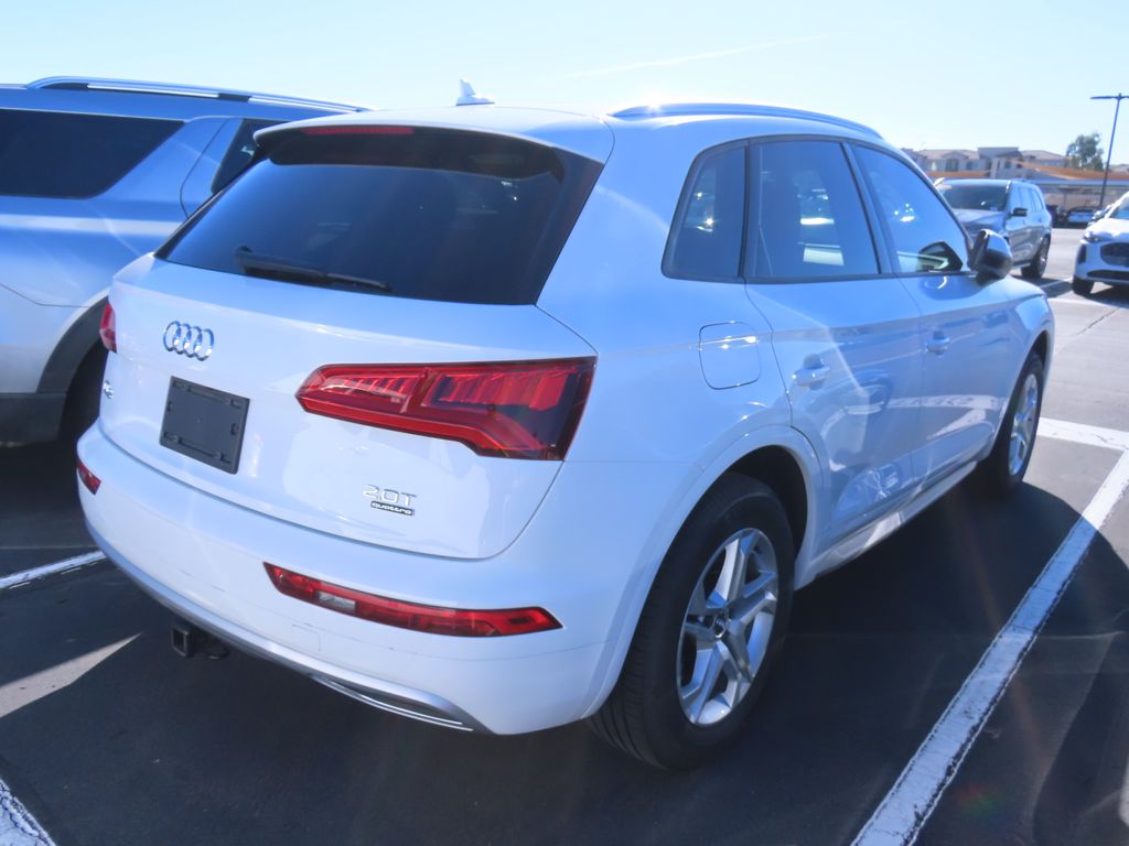 Thumbnail: 2018 Audi Q5 - 3