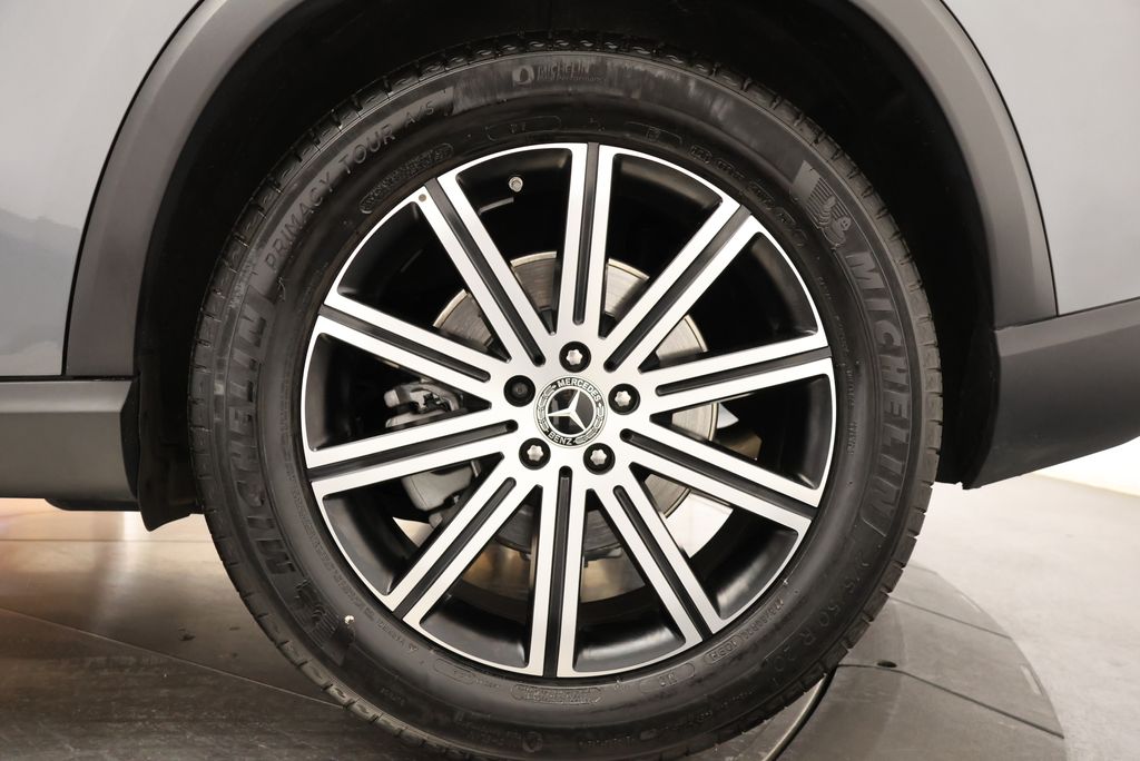 Thumbnail: 2026 Mercedes-Benz GLE - 12