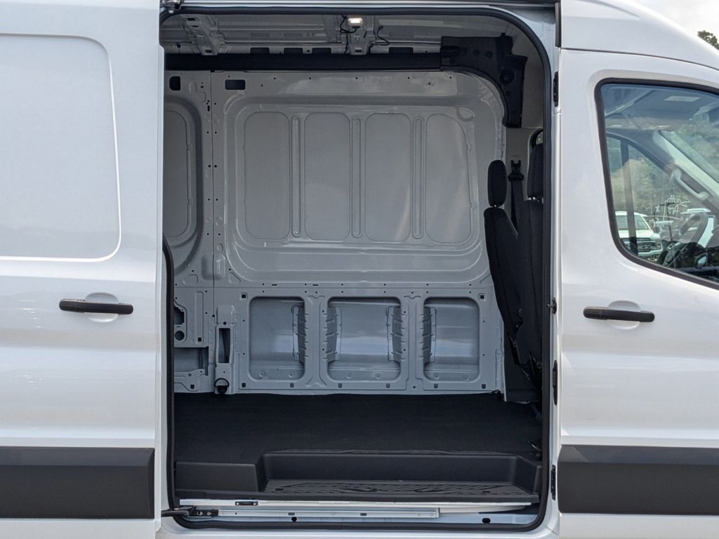 2025 Ford Transit 250