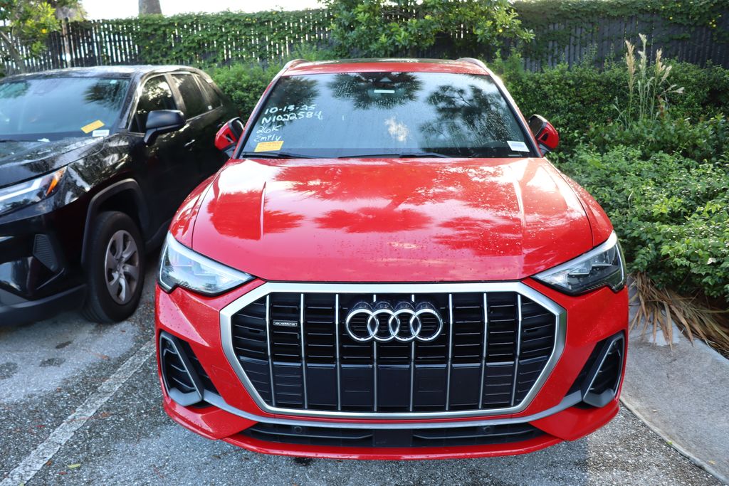 Thumbnail: 2022 Audi Q3 - 5